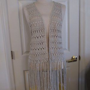 Umgee | Open Weave Fringe Trim Vest | 1XL |